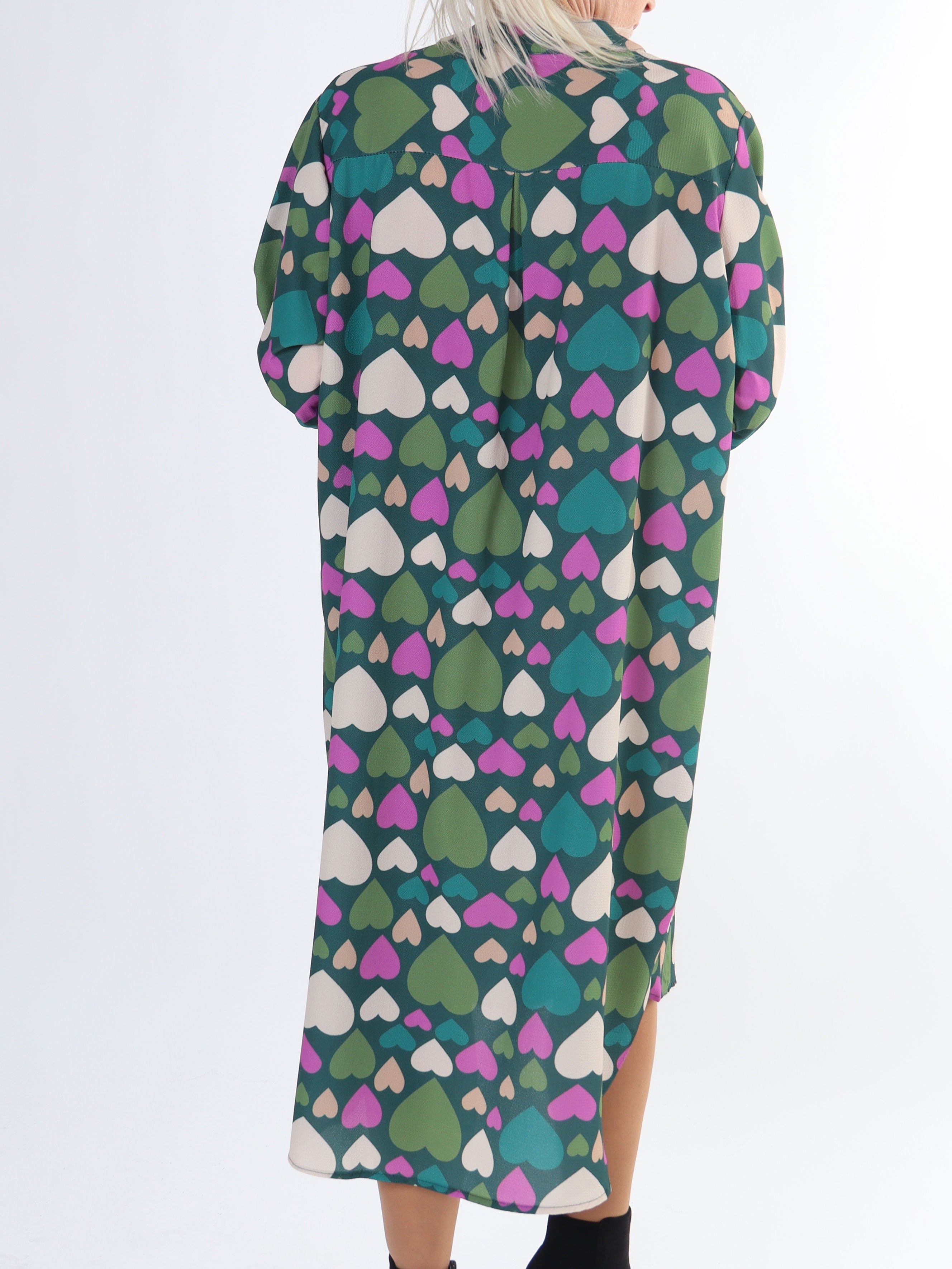 Vanesa Heart Long - Plus size klänning med hjärtmönster